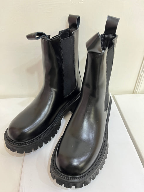 Women Ankle Chunky Chelsea Boots